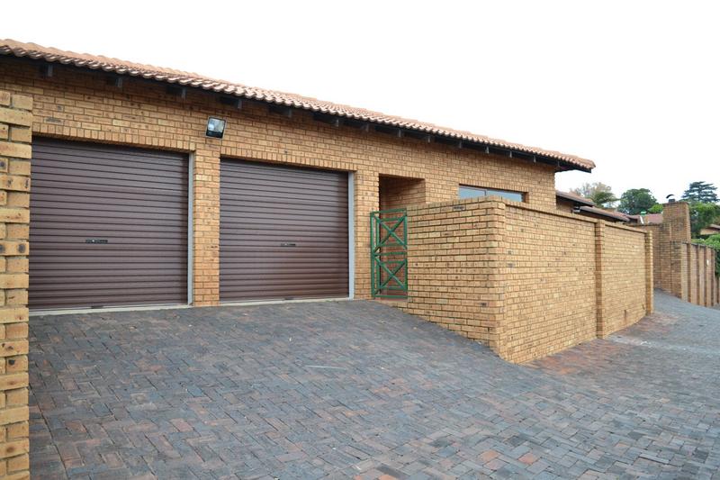 To Let 3 Bedroom Property for Rent in Noordheuwel Gauteng