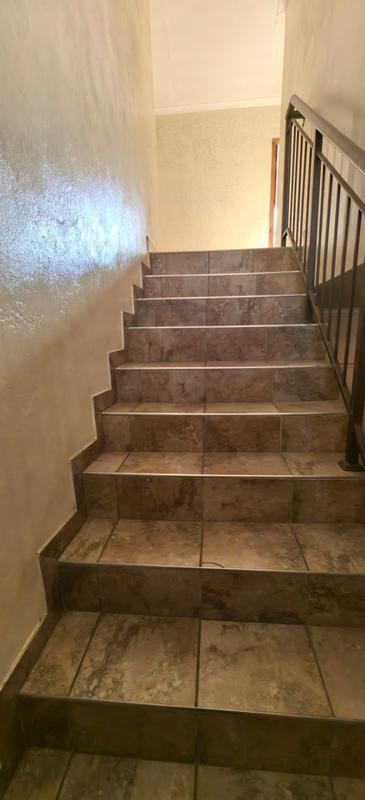 5 Bedroom Property for Sale in Witpoortjie Gauteng