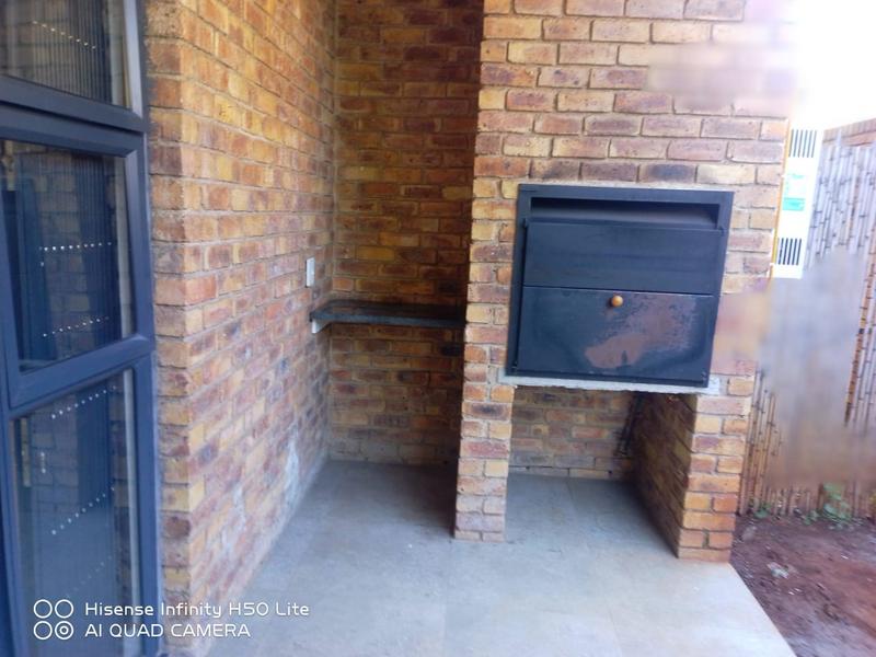 To Let 2 Bedroom Property for Rent in Witfield Gauteng