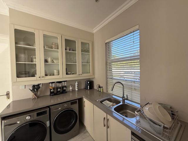 To Let 5 Bedroom Property for Rent in Bryanston Gauteng