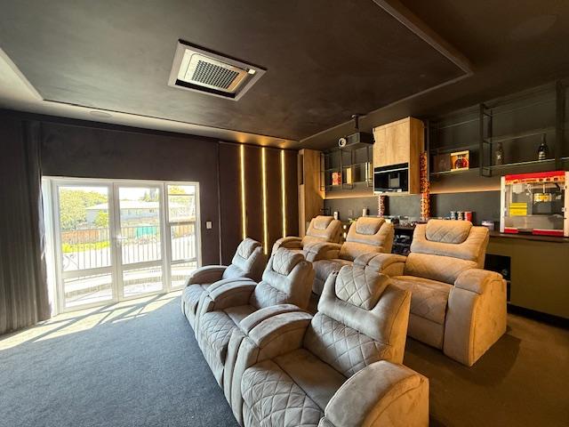 To Let 5 Bedroom Property for Rent in Bryanston Gauteng