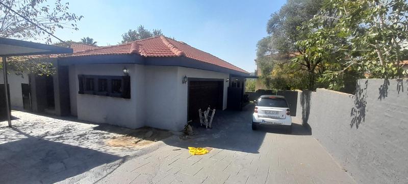 To Let 3 Bedroom Property for Rent in Thatchfield Gauteng