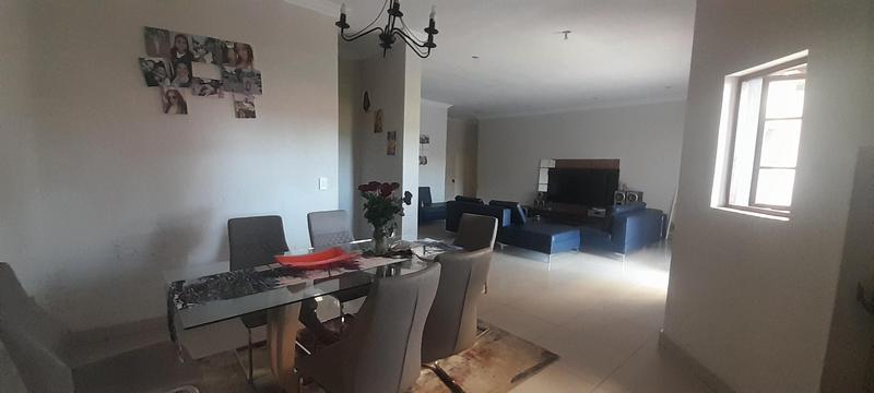 To Let 3 Bedroom Property for Rent in Thatchfield Gauteng