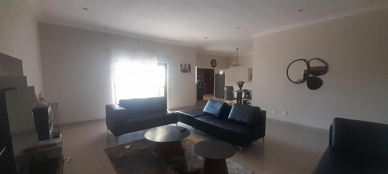 To Let 3 Bedroom Property for Rent in Thatchfield Gauteng