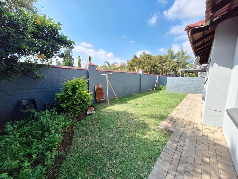 3 Bedroom Property for Sale in Heuwelsig Estate Gauteng