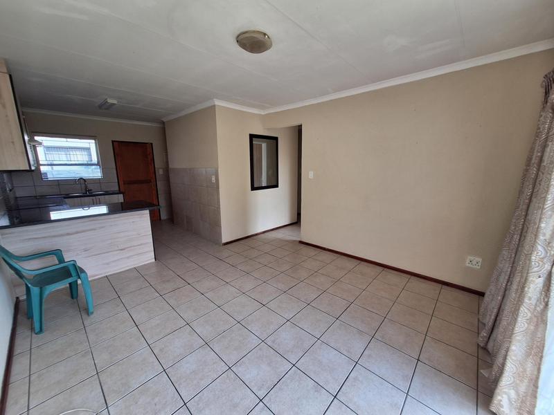 3 Bedroom Property for Sale in Heuwelsig Estate Gauteng
