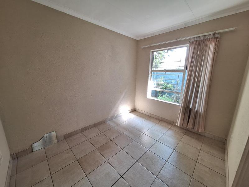 3 Bedroom Property for Sale in Heuwelsig Estate Gauteng