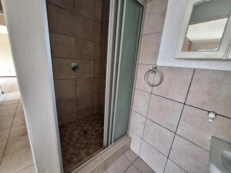3 Bedroom Property for Sale in Heuwelsig Estate Gauteng