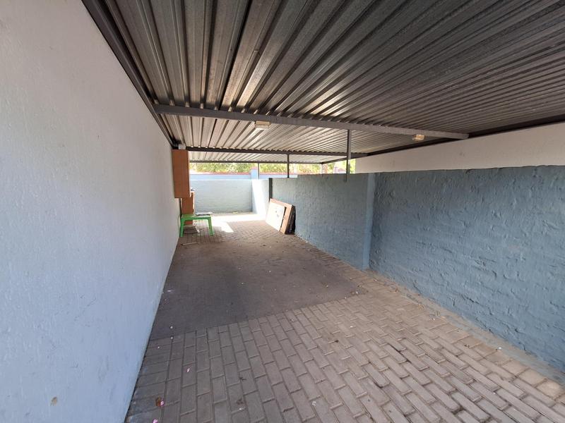 3 Bedroom Property for Sale in Heuwelsig Estate Gauteng