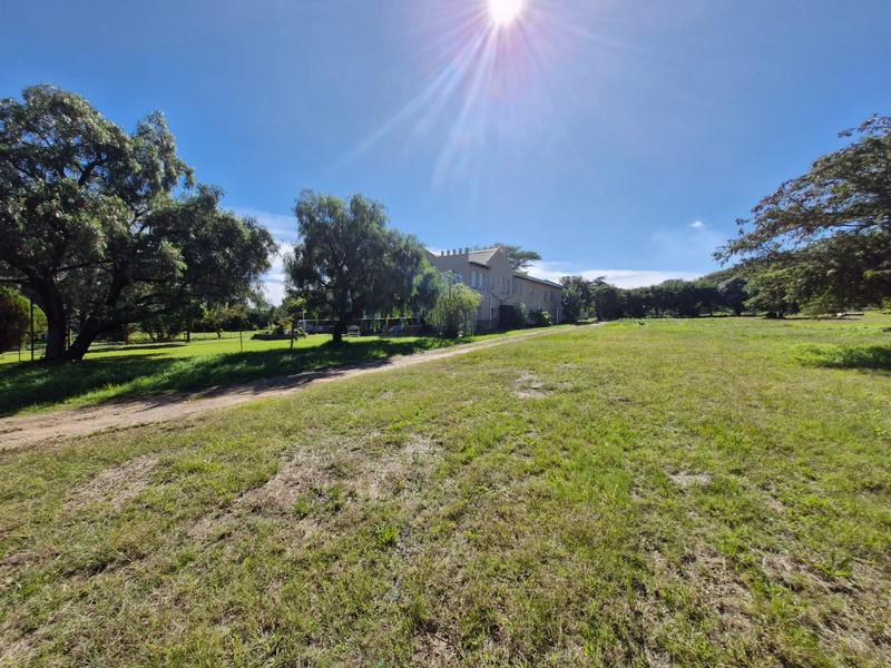 15 Bedroom Property for Sale in Mnandi Gauteng