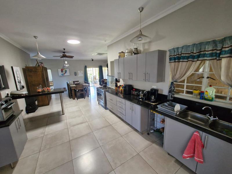15 Bedroom Property for Sale in Mnandi Gauteng