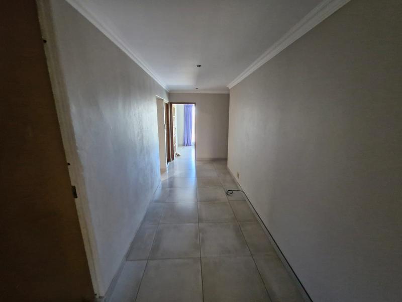 15 Bedroom Property for Sale in Mnandi Gauteng