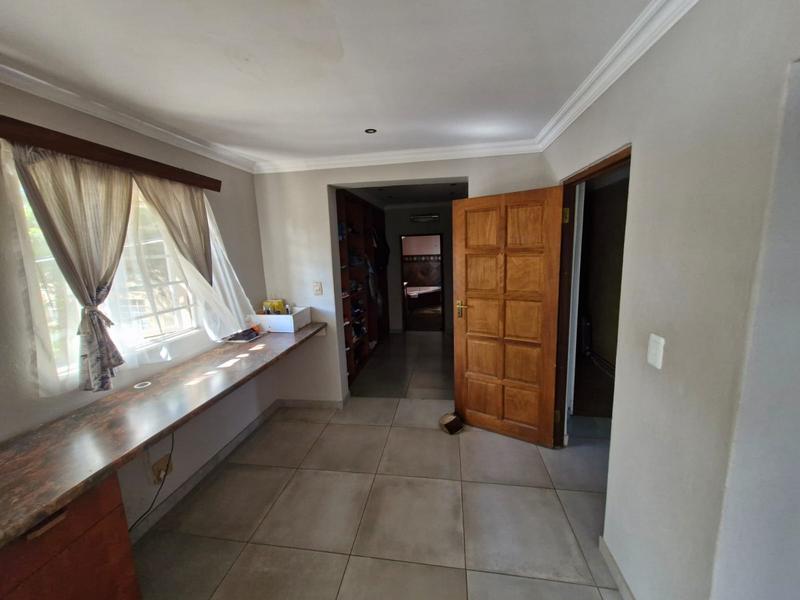 15 Bedroom Property for Sale in Mnandi Gauteng