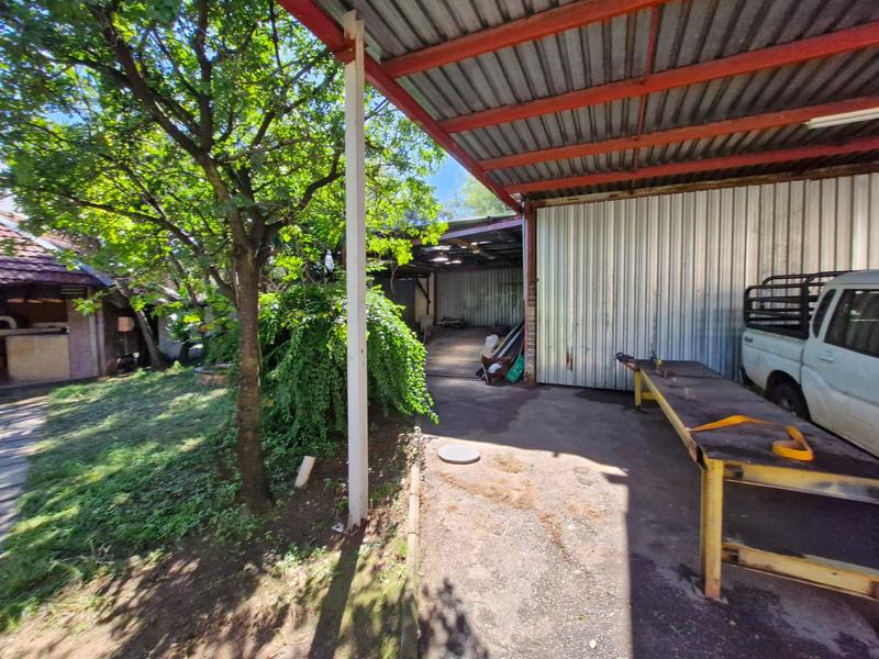 15 Bedroom Property for Sale in Mnandi Gauteng