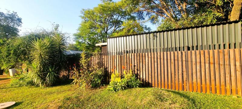 6 Bedroom Property for Sale in Wierda Park Gauteng