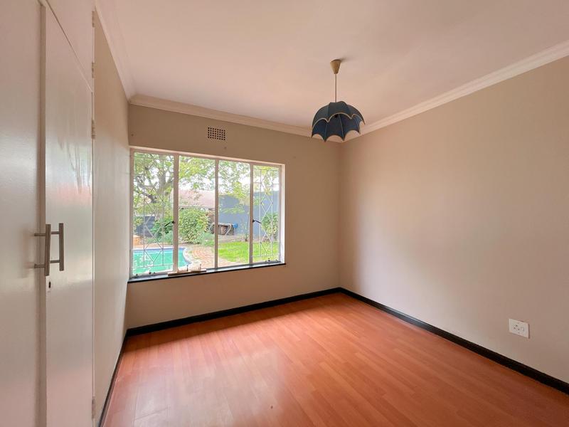 4 Bedroom Property for Sale in Farrarmere Gauteng