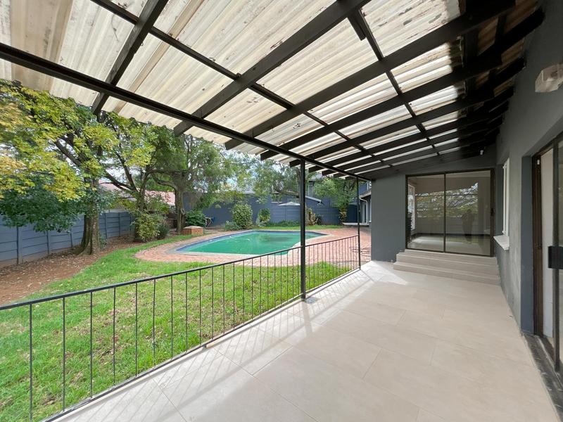 4 Bedroom Property for Sale in Farrarmere Gauteng