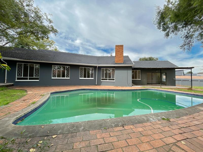 4 Bedroom Property for Sale in Farrarmere Gauteng
