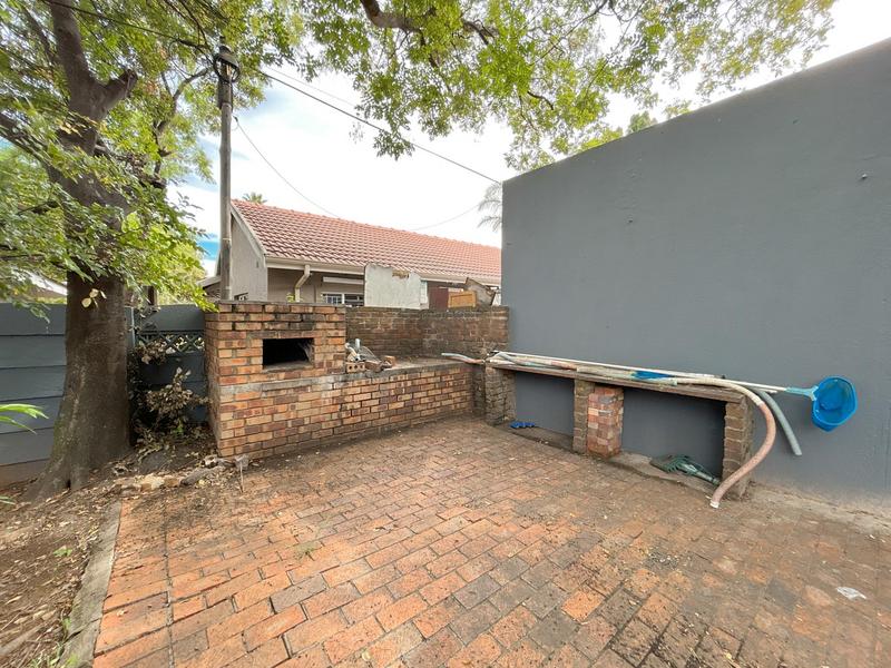 4 Bedroom Property for Sale in Farrarmere Gauteng
