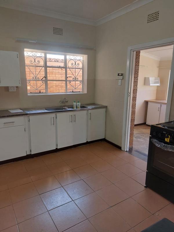 To Let 4 Bedroom Property for Rent in Randgate Gauteng