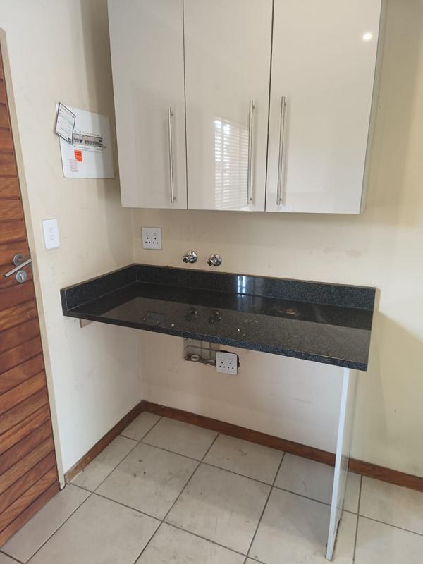 To Let 2 Bedroom Property for Rent in Mooikloof Ridge Gauteng