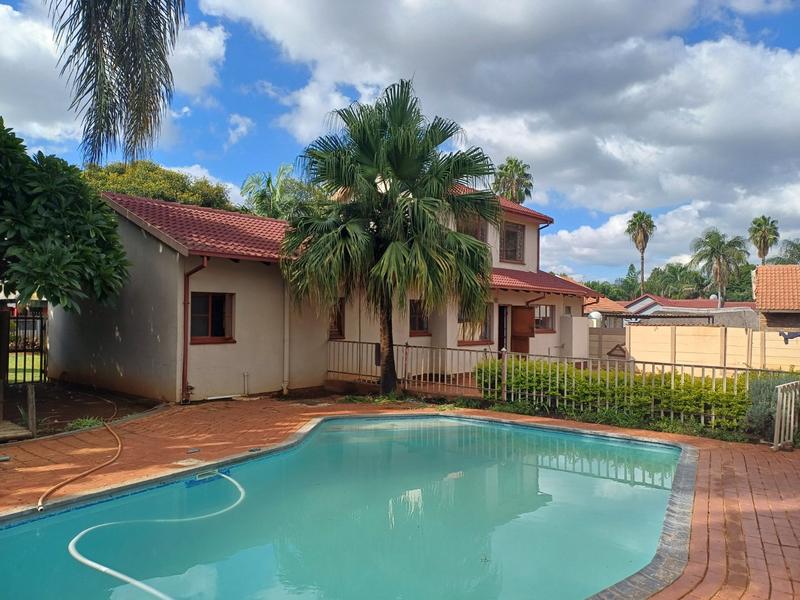 3 Bedroom Property for Sale in Theresa Park Gauteng