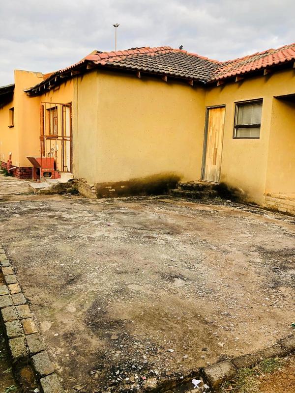 3 Bedroom Property for Sale in Dobsonville Gauteng