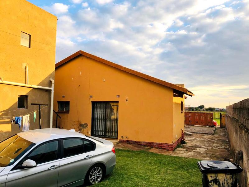 3 Bedroom Property for Sale in Dobsonville Gauteng