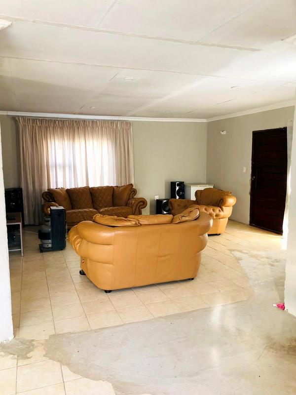 3 Bedroom Property for Sale in Dobsonville Gauteng