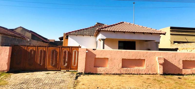 3 Bedroom Property for Sale in Dobsonville Gauteng