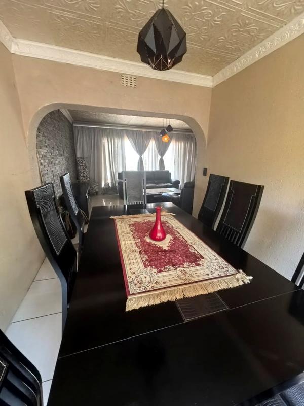3 Bedroom Property for Sale in Lindhaven Gauteng