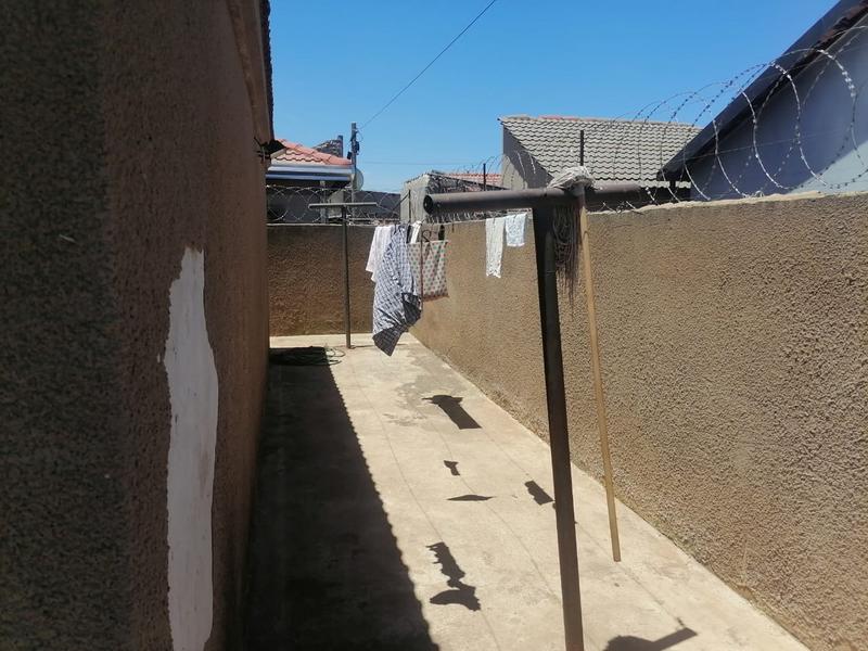 3 Bedroom Property for Sale in Roodekop Gauteng