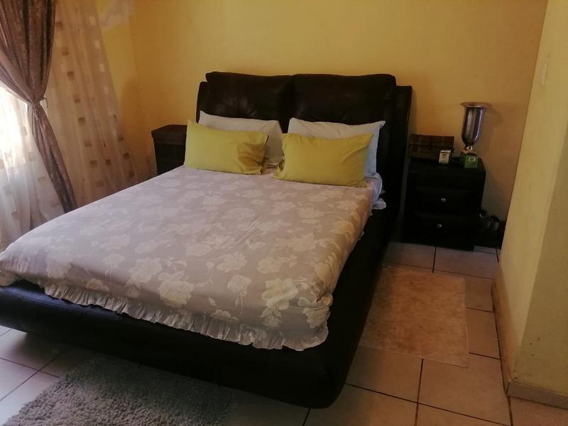 3 Bedroom Property for Sale in Roodekop Gauteng