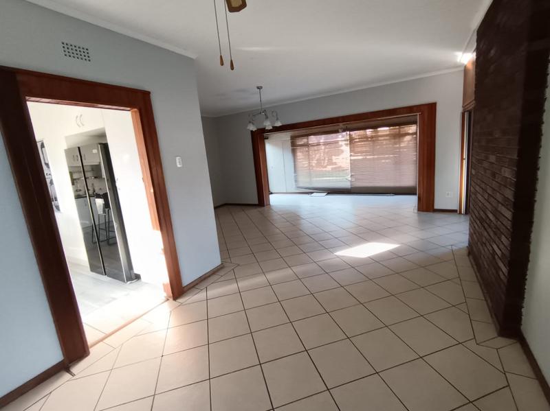 To Let 5 Bedroom Property for Rent in Elspark Gauteng