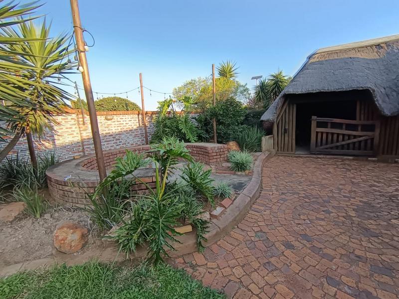 To Let 5 Bedroom Property for Rent in Elspark Gauteng
