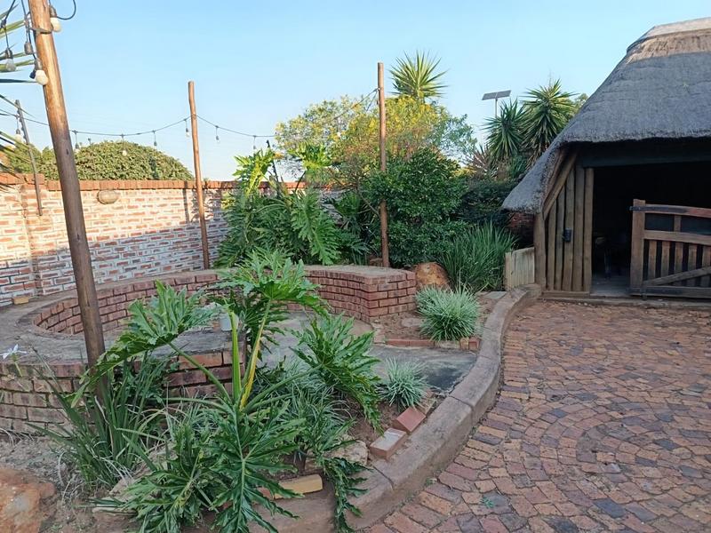 To Let 5 Bedroom Property for Rent in Elspark Gauteng