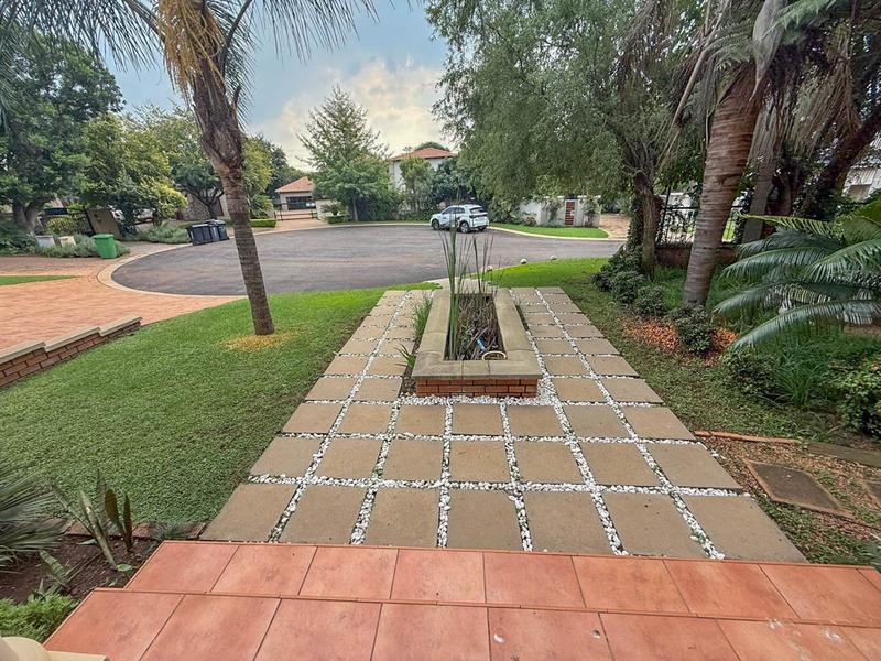 6 Bedroom Property for Sale in Midstream Estate Gauteng