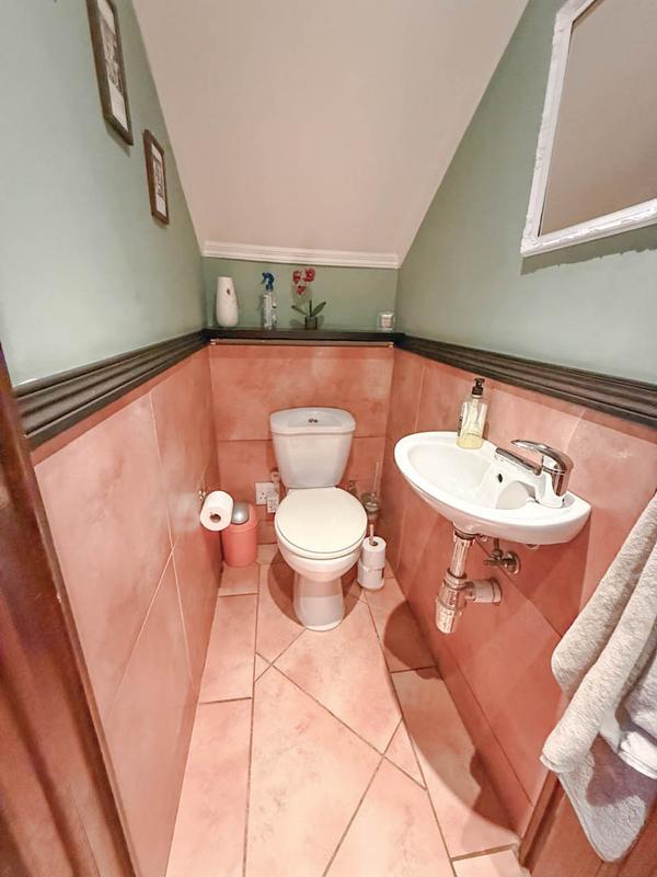 6 Bedroom Property for Sale in Midstream Estate Gauteng