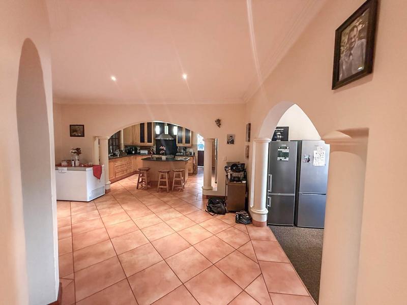 6 Bedroom Property for Sale in Midstream Estate Gauteng
