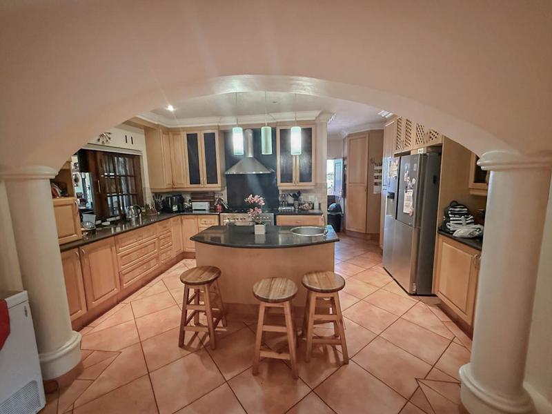 6 Bedroom Property for Sale in Midstream Estate Gauteng