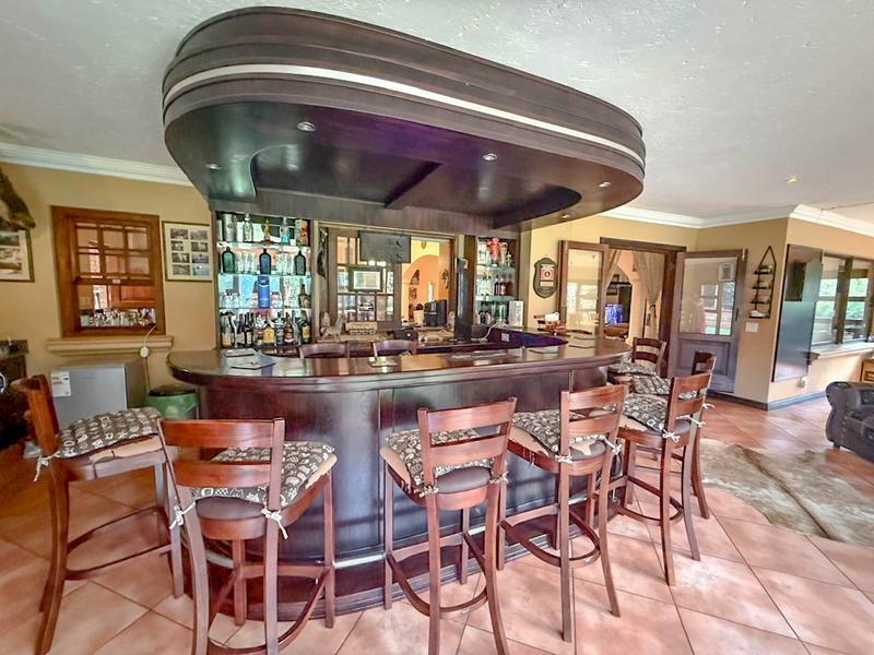 6 Bedroom Property for Sale in Midstream Estate Gauteng
