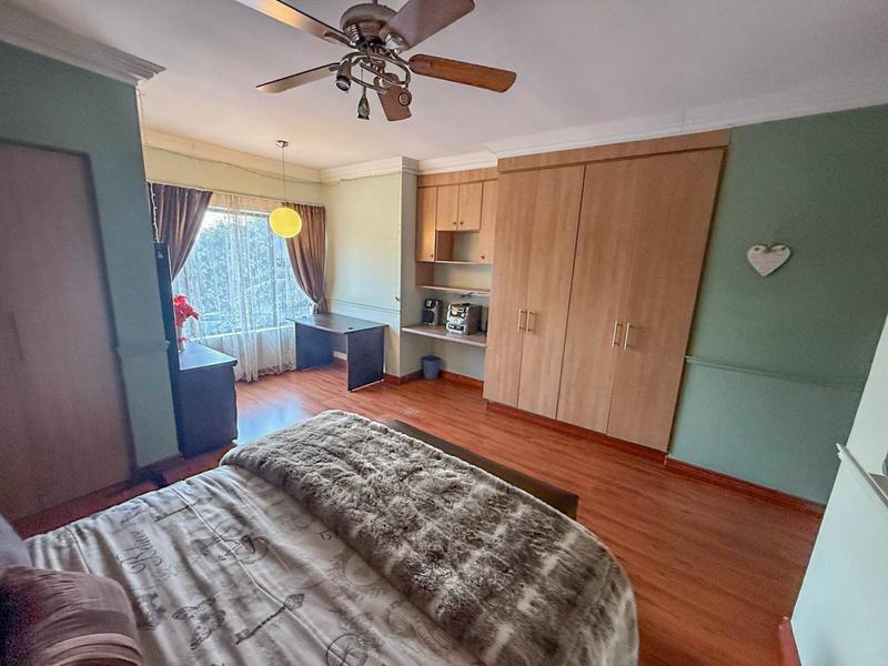 6 Bedroom Property for Sale in Midstream Estate Gauteng