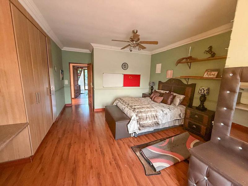 6 Bedroom Property for Sale in Midstream Estate Gauteng