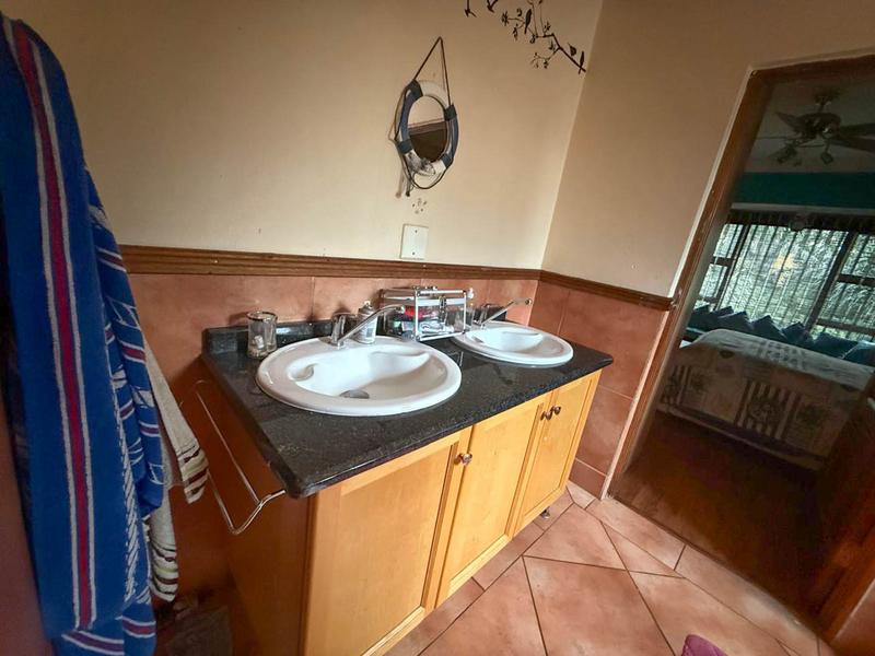 6 Bedroom Property for Sale in Midstream Estate Gauteng