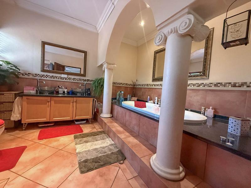 6 Bedroom Property for Sale in Midstream Estate Gauteng
