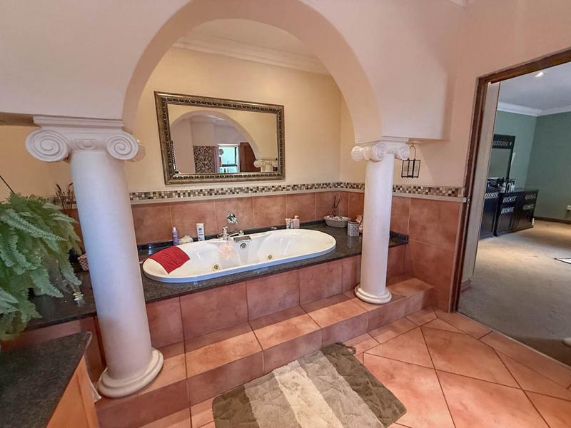 6 Bedroom Property for Sale in Midstream Estate Gauteng