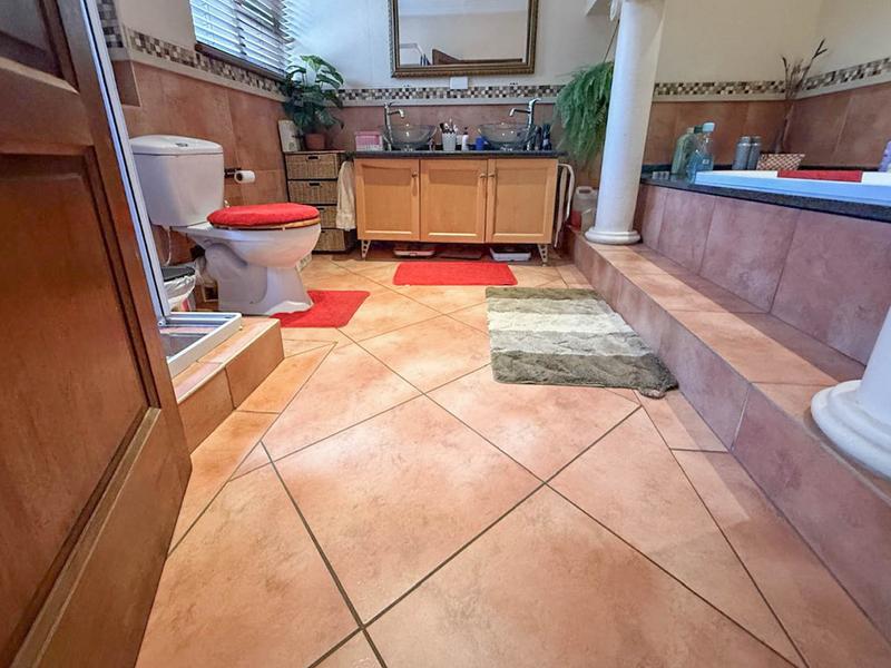 6 Bedroom Property for Sale in Midstream Estate Gauteng