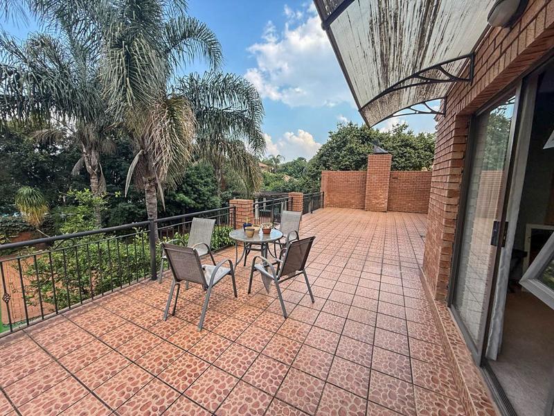 6 Bedroom Property for Sale in Midstream Estate Gauteng