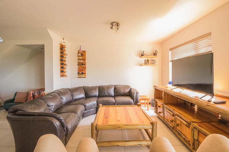 3 Bedroom Property for Sale in Candlewoods Country Estate Gauteng