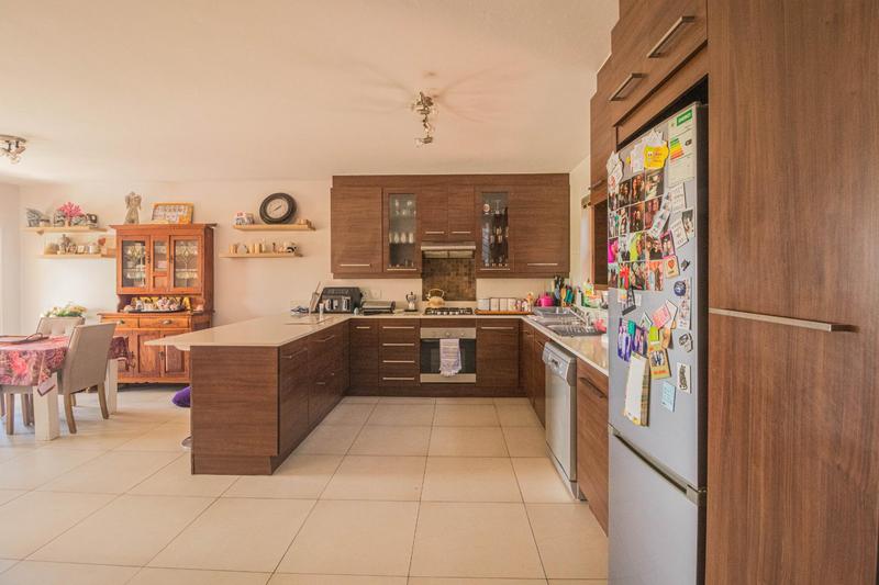 3 Bedroom Property for Sale in Candlewoods Country Estate Gauteng